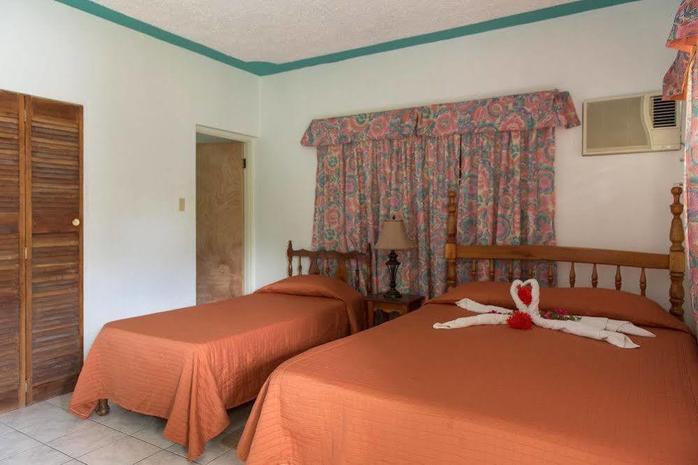 The Golden Sunset Hotel Negril Exterior foto