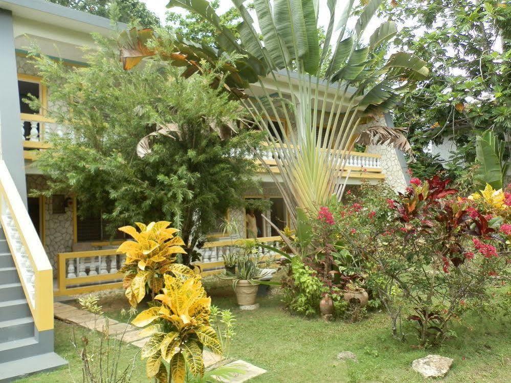 The Golden Sunset Hotel Negril Exterior foto